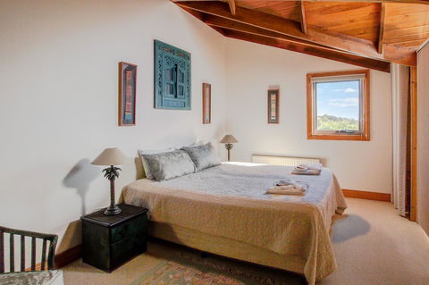 Mountain Seas Lodge - Grafton Accommodation 10