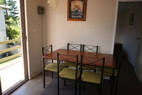 'Bay Dream' Upstairs Unit Three - Grafton Accommodation 1