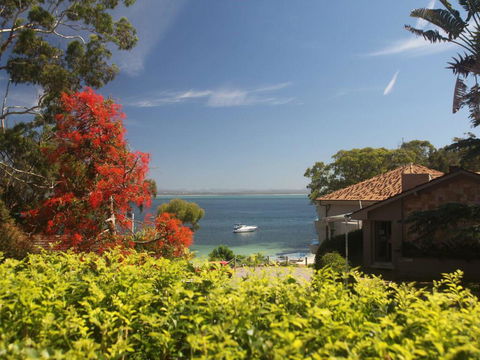 'Dutchies Vista' 1/45 Christmas Bush Ave - Ground Floor Duplex With Stunning Water Views - Grafton Accommodation 0