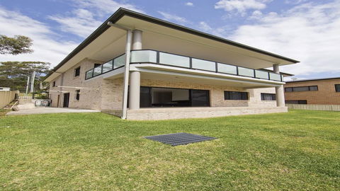 'Ocean To Beach' Luxury Hide Away - Grafton Accommodation 1