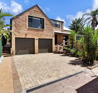 'Salt Wood' Cabin style retreat - Grafton Accommodation