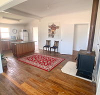'The Wattles' - True Country Escape Near Wineries - Borenore - Grafton Accommodation