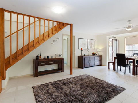 'Willows At The Bay' 111 Horace St - Large House With Aircon, WIFI And Boat Parking. - Grafton Accommodation 3