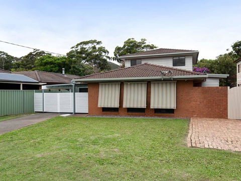 'Willows At The Bay' 111 Horace St - Large House With Aircon, WIFI And Boat Parking. - Grafton Accommodation 0
