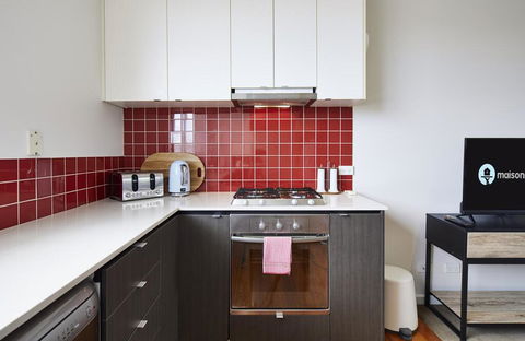 1 Bdrm Top Floor Apt With Sunroom - Grafton Accommodation 3