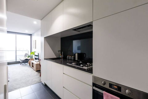 1 Bedroom Apartment In Prahran With Balcony - Grafton Accommodation 3
