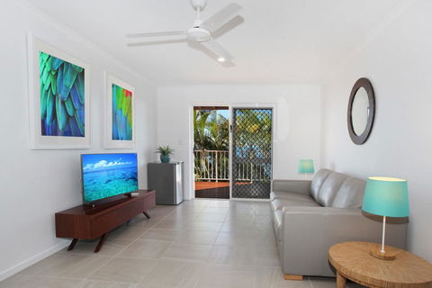 10 Mona Vista Crt, Coolum Beach, VIEWS, WiFi, Pet Friendly - Grafton Accommodation 1