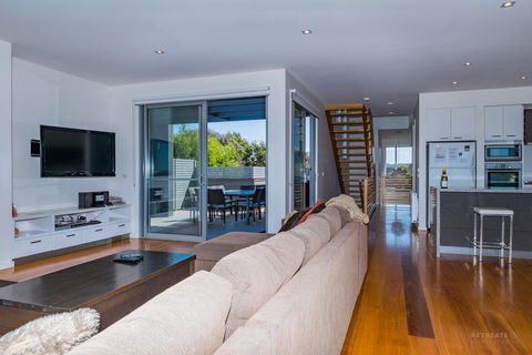 10 Sands Bvd - Grafton Accommodation 0