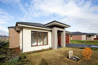 Book Cranbourne West Accommodation Vacations Grafton Accommodation Grafton Accommodation