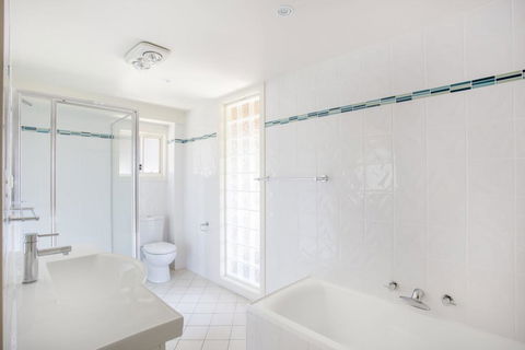 11 Riley St - Stylishly Modern - Grafton Accommodation 1