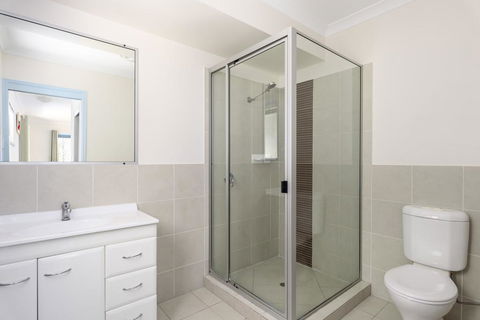 12 Ibis Court - Highset Beach House With Natural Bushland Gardens And Covered Decks - Grafton Accommodation 2