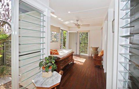 13 Ann Street, Coolum Beach, Pet Friendly, Linen Included - Grafton Accommodation 1