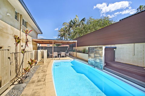 143 Matthew Flinders Drive, Port Macquarie - Grafton Accommodation 2