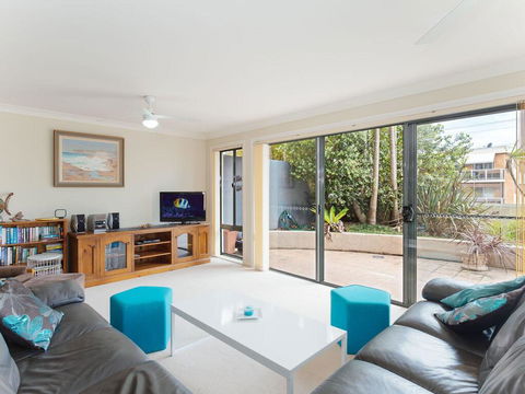 2 'Peninsula Waters' - Three Bedroom Unit With Spacious Private Courtyard & WIFI - Grafton Accommodation 3