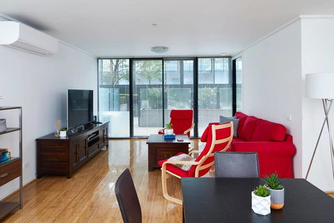 2 Bed/2 Bath Apartment, Amazing Location! - Grafton Accommodation 0