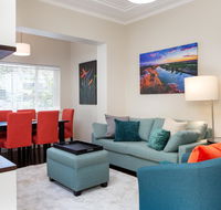 2-Bed Balmain Retreat with Outdoor Patio - Grafton Accommodation