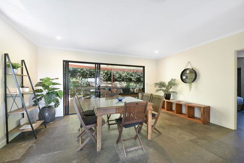 250 David Low Way, Peregian Beach - Grafton Accommodation 3