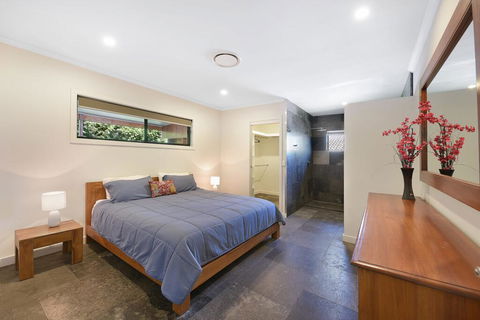 250 David Low Way, Peregian Beach - Grafton Accommodation 2