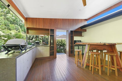 250 David Low Way, Peregian Beach - Grafton Accommodation 0