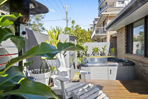 CARAVAN, BOAT & PET Friendly - RIGHT ON THE BORDER - Grafton Accommodation 1