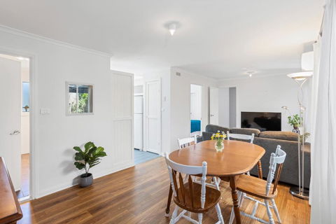 Cosy Adelaide Hills Getaway - Grafton Accommodation 4