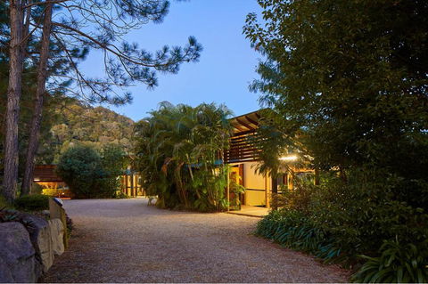 Dayboro Cottages - Grafton Accommodation 2