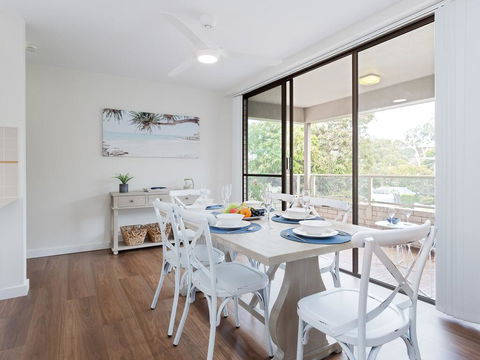 3 'Bangalee' 41 Soldiers Point Rd - Fantastic Waterfront Unit With Pool, WIFI & Chromecast - Grafton Accommodation 0