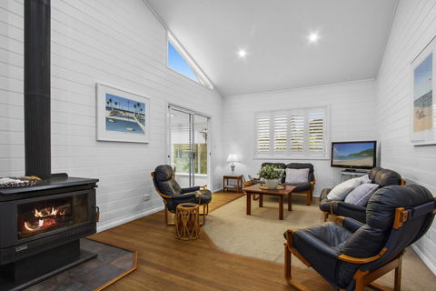 3 Macleay St, Narrawallee - Grafton Accommodation 2