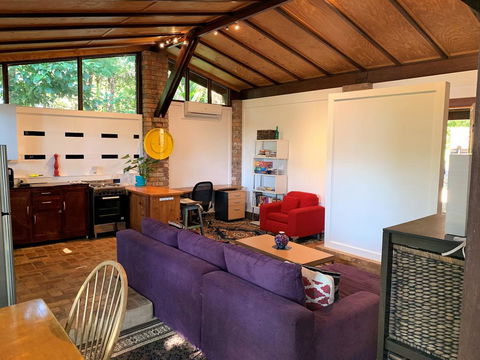 305 Montville - The Artist's Cottage - Grafton Accommodation 1