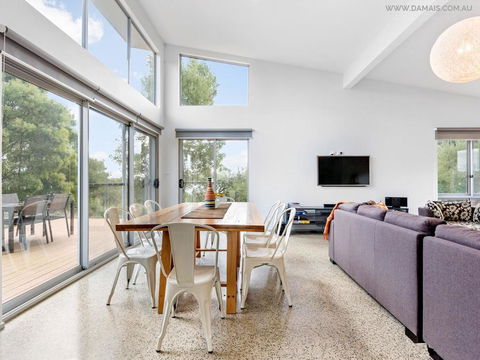 4 King Or 8 Single Beds WiFi, Netflix, Pet Friendly - Grafton Accommodation 3