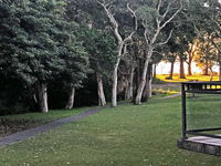 47 'Bay Parklands' 2 Gowrie Avenue - pool tennis court  child friendly