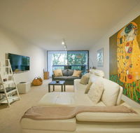 5 Star in Prime Double Bay Location with Balcony - Grafton Accommodation