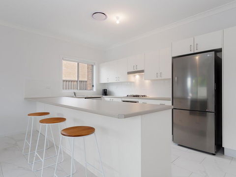 5B BENT STREET - LARGE HOUSE WITH DUCTED AIR CON, WIFI & FOXTEL - Grafton Accommodation 2