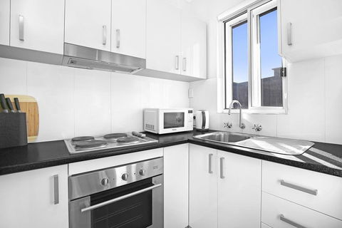 7 South Pacific Apartments - Grafton Accommodation 3