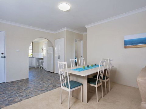 7 The Dunes @ Fingal Bay - Grafton Accommodation 2