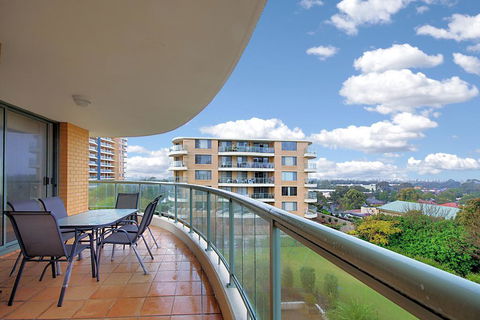 810 At The Plaza - Grafton Accommodation 0