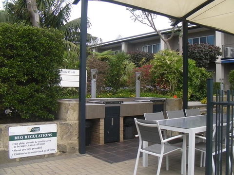 9/20 Apollo Quay Apartment - Grafton Accommodation 2
