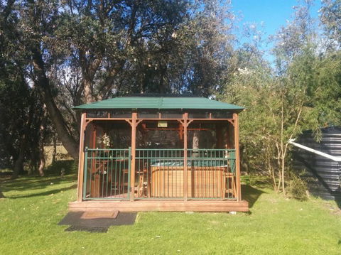 90 Mile Beach Escape - Grafton Accommodation 2