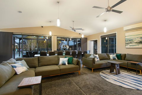 A PERFECT STAY - Lennox Unique Coastal Retreat - Grafton Accommodation 3