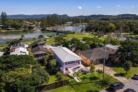 A PERFECT STAY - Sunset Beach - Summer Breeze - Grafton Accommodation 1