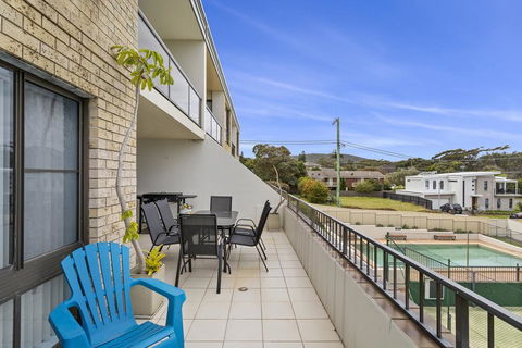 A Sea Mist At The Dunes - Fingal Bay - Grafton Accommodation 0