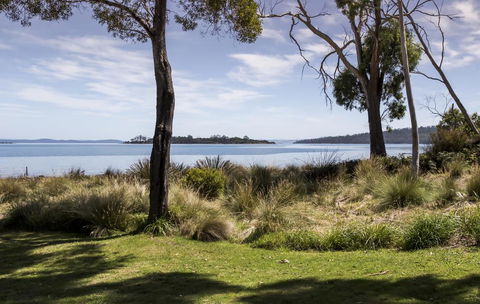 Abs By The Bay - Grafton Accommodation 0