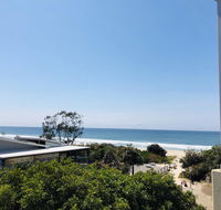Absolute Beachfront - Cabarita Beach - Ocean Views - 3 Bed Apartment - Grafton Accommodation