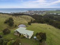 Acacia Brae