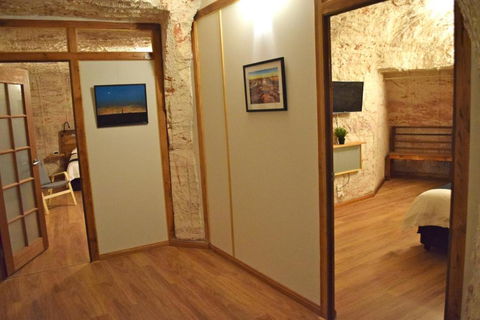 Dug Out B&B - Grafton Accommodation 2