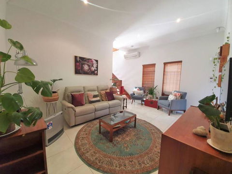Eden On Young Street - Grafton Accommodation 2