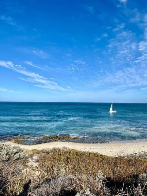 Dolce Vista - North Beach Coastal Haven - Grafton Accommodation 4