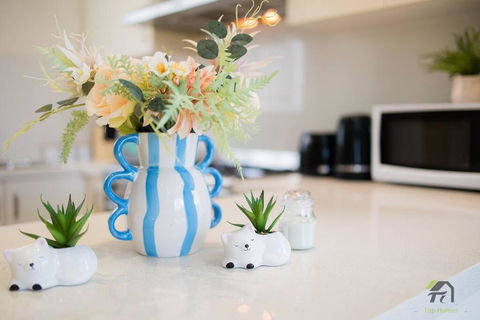 Entire 3 Bedrooms Townhouse In Baulkham Hills - Grafton Accommodation 1