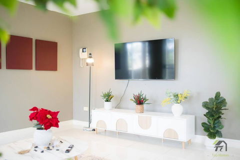 Entire 3 Bedrooms Townhouse In Baulkham Hills - Grafton Accommodation 2