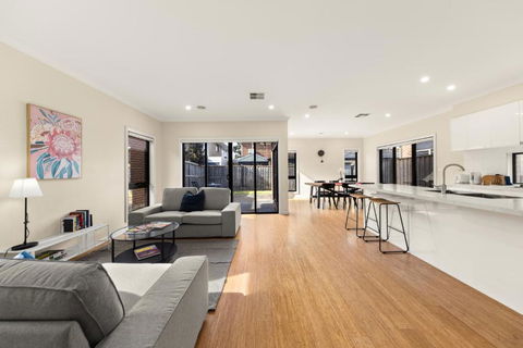 Entire Great Place Keysborough - Grafton Accommodation 0